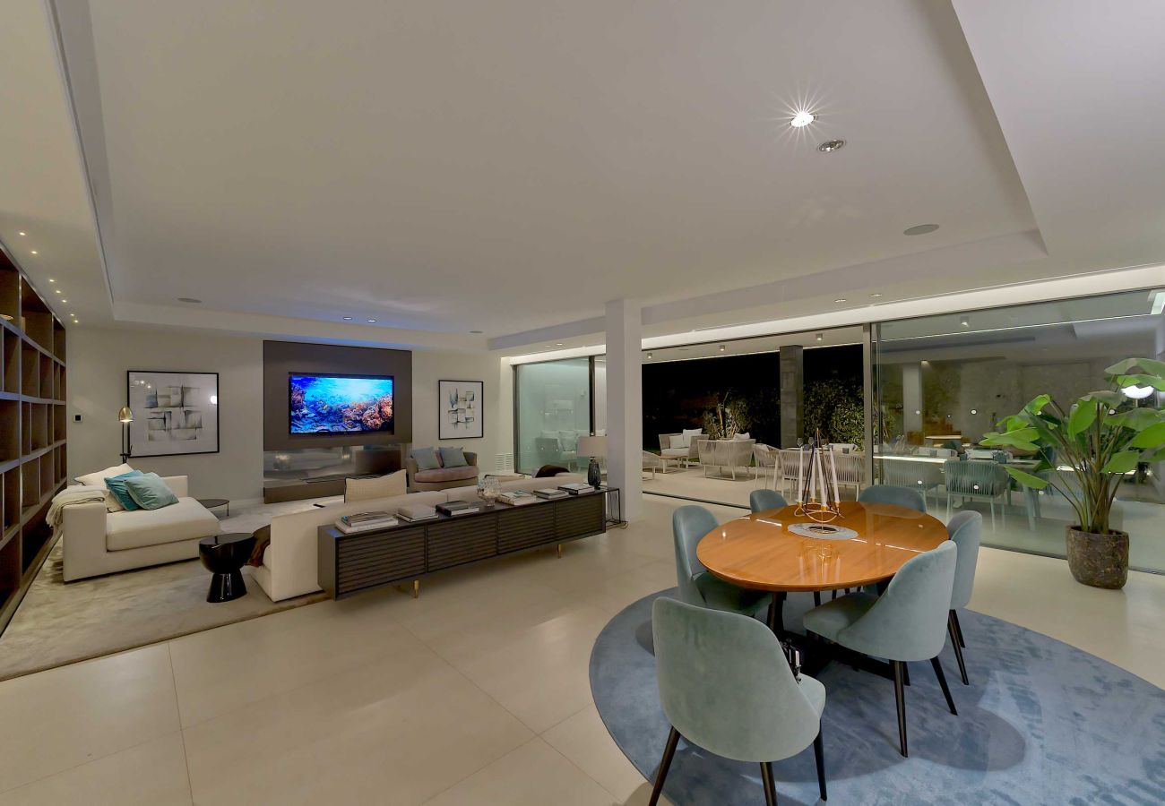 Villa à Marbella - 2244 Luxury Modern Villa with Pool in Puerto Banús