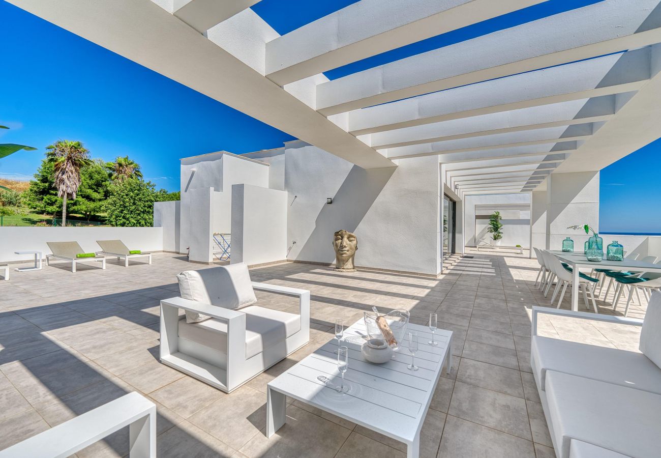 Appartement à Casares - 3019 Stunning Penthouse with Golf & Sea View